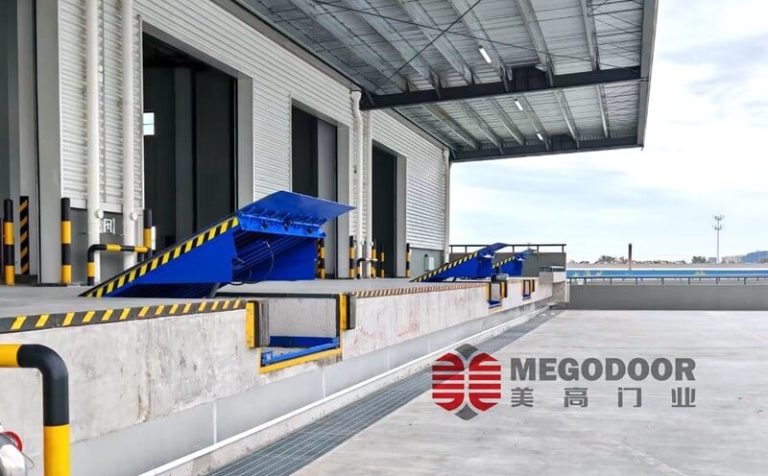 上海載重10噸的電動液壓登車橋縮略圖 上海載重10噸的電動液壓登車橋縮略圖